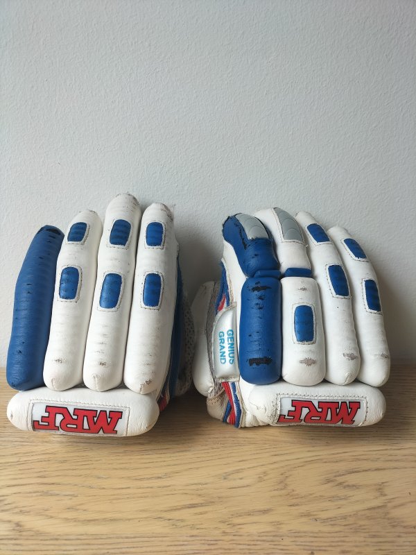 MRF Cricket Batting Gloves - Right Hand