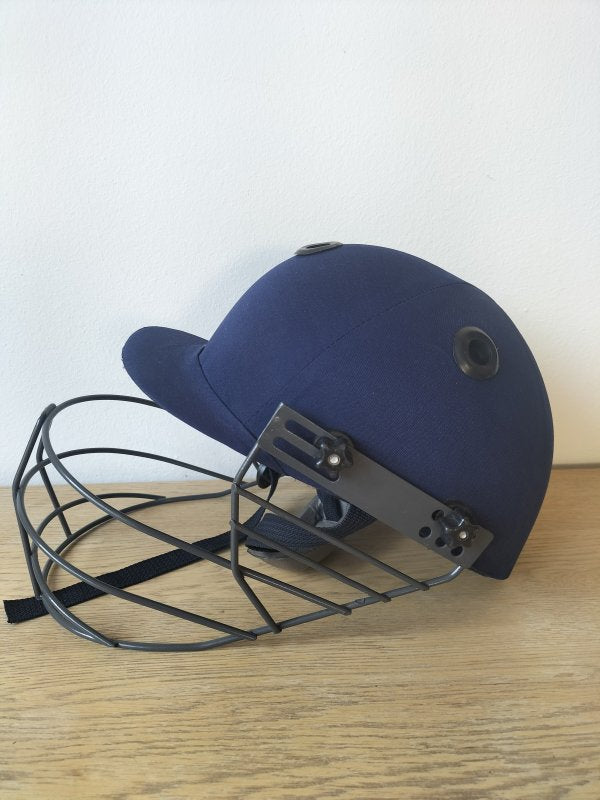 Admiral Cricket Helmet (Small)