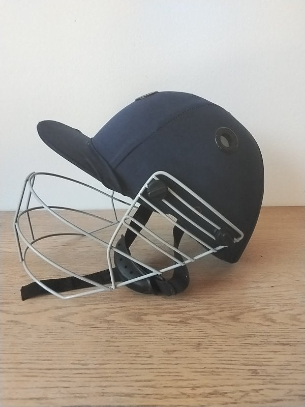B & S Cricket Helmet