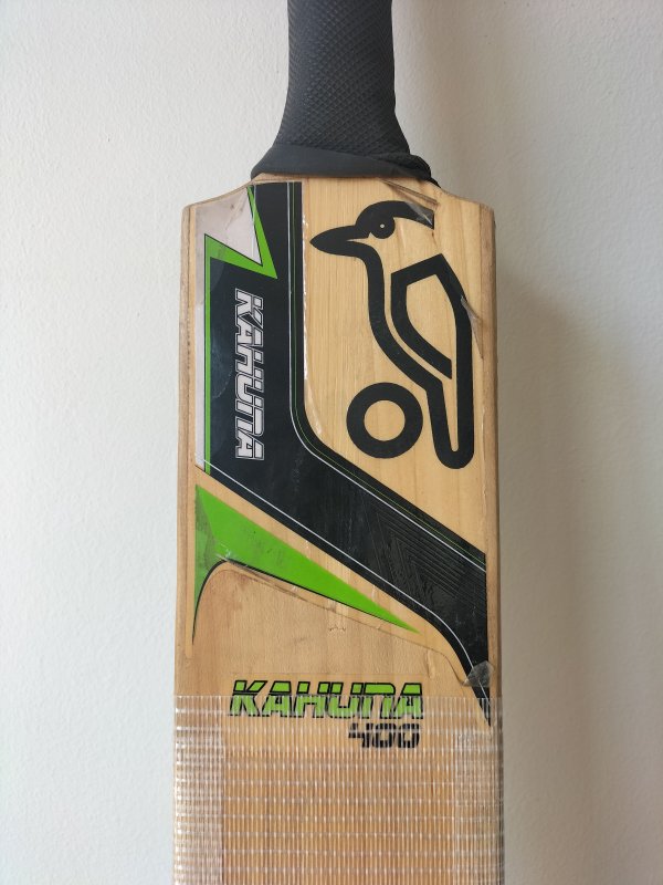 Kookaburra Kahuna 400 Cricket Bat