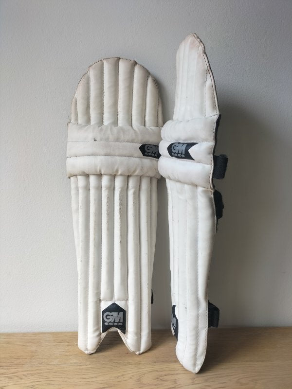 Gunne & Moore 202 Cricket Pads