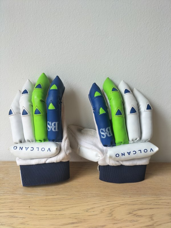 B&S Volcano Cricket Batting Gloves - Right Hand