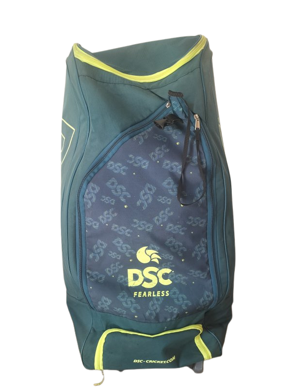 DSC Fearless Cricket Wheelie Bag