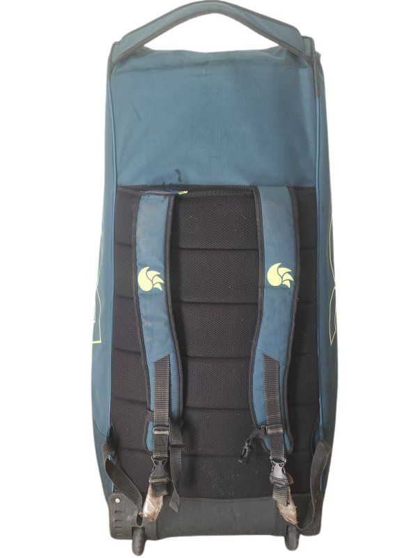 DSC Fearless Cricket Wheelie Bag