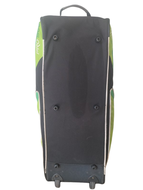 Kookaburra Pro 500 Wheelie Bag - Cricket