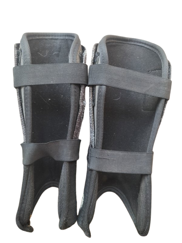 Two Nil Trp Shinguards (XS)
