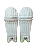 B&s Volcano Batting Pads (XS Boys)