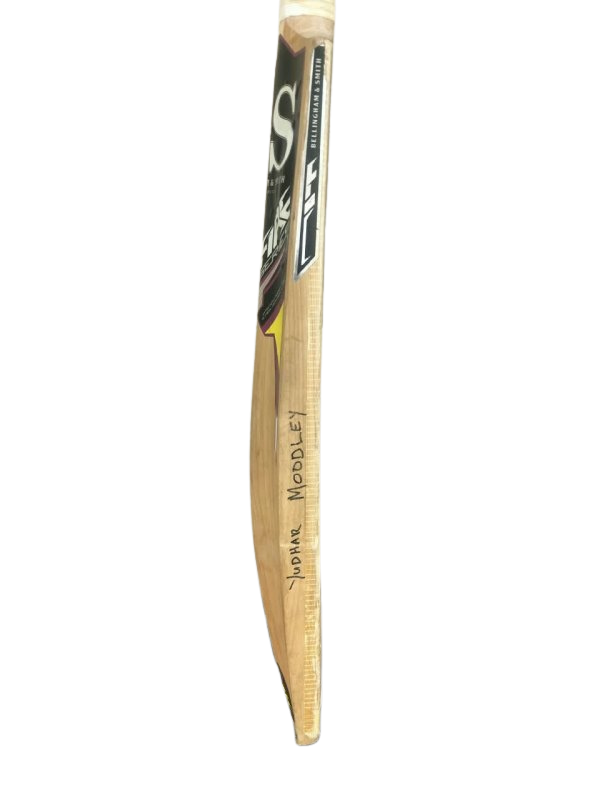 B&S Volcano Cricket Bat (4)