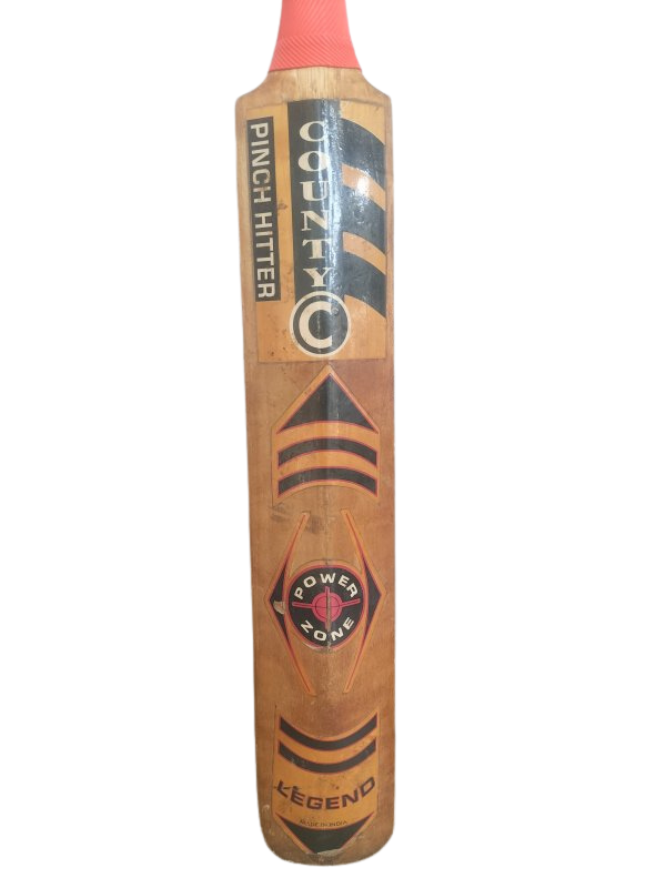 County Pinch Hitter Cricket Bat (4)
