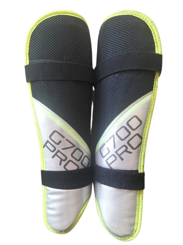 Grays G700 Pro Shinguards (M)