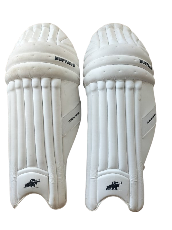 Buffalo Players Edition Cricket Pads (Mens)