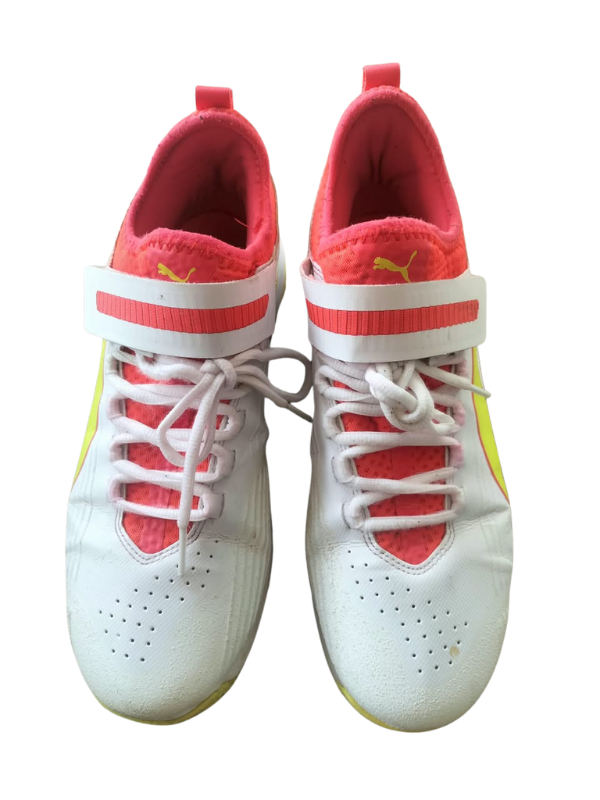 Puma Cricket Spikes (UK 7)