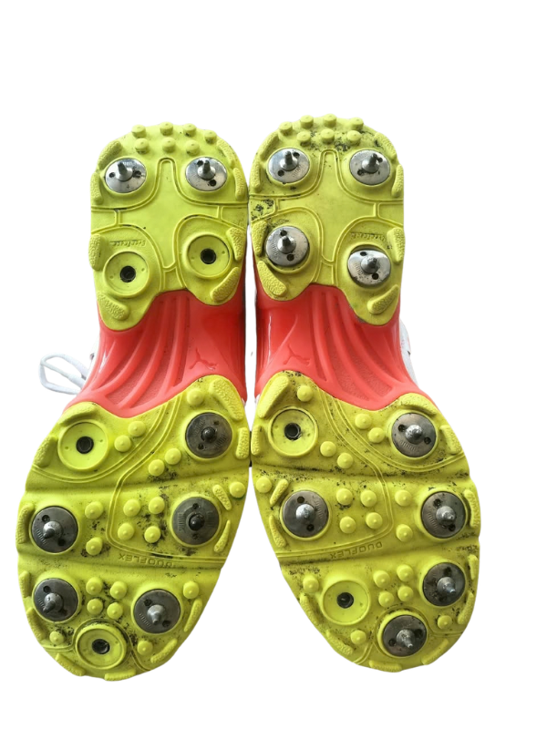 Puma Cricket Spikes (UK 7)