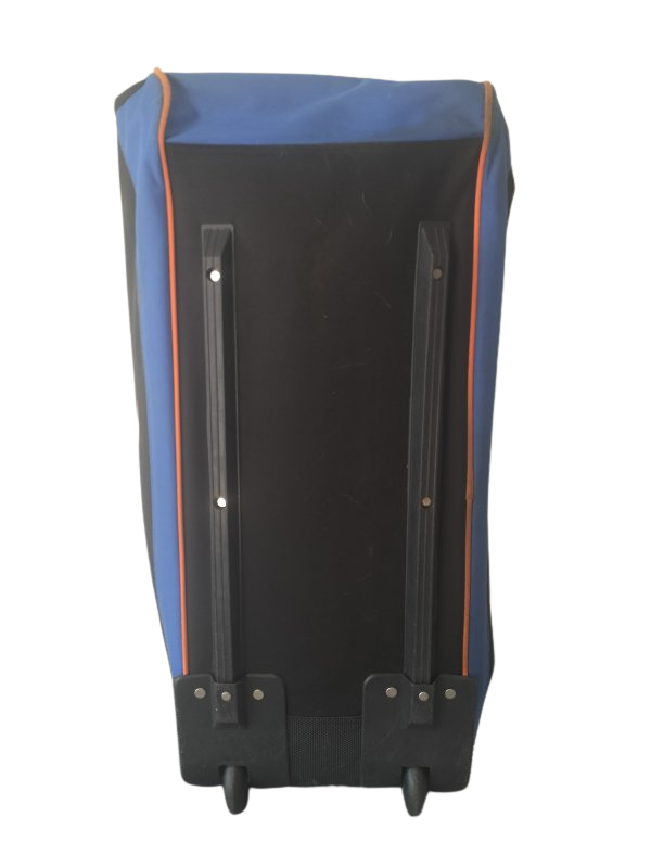 Maxed Cricket Wheelie Bag
