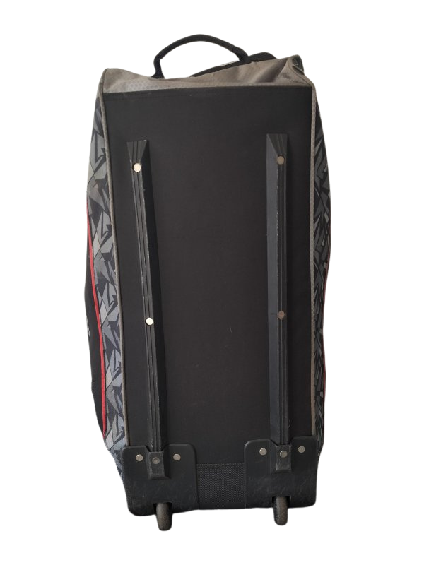 Maxed Blaze Wheelie Bag