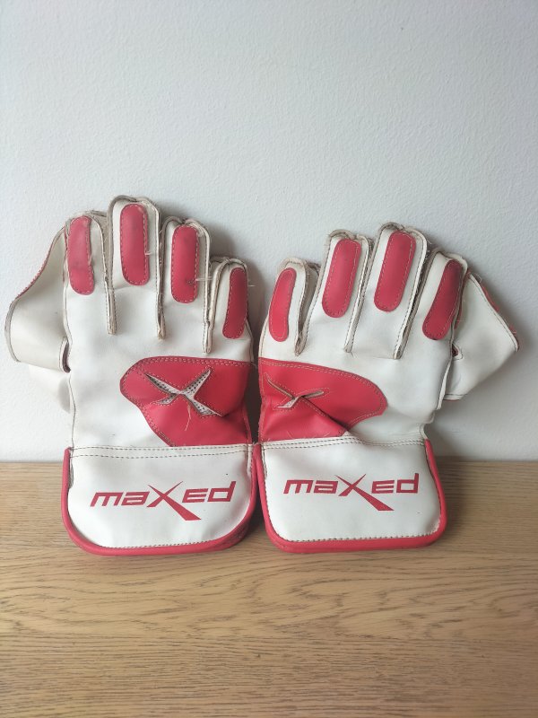 Maxed Keeper Gloves - Cricket