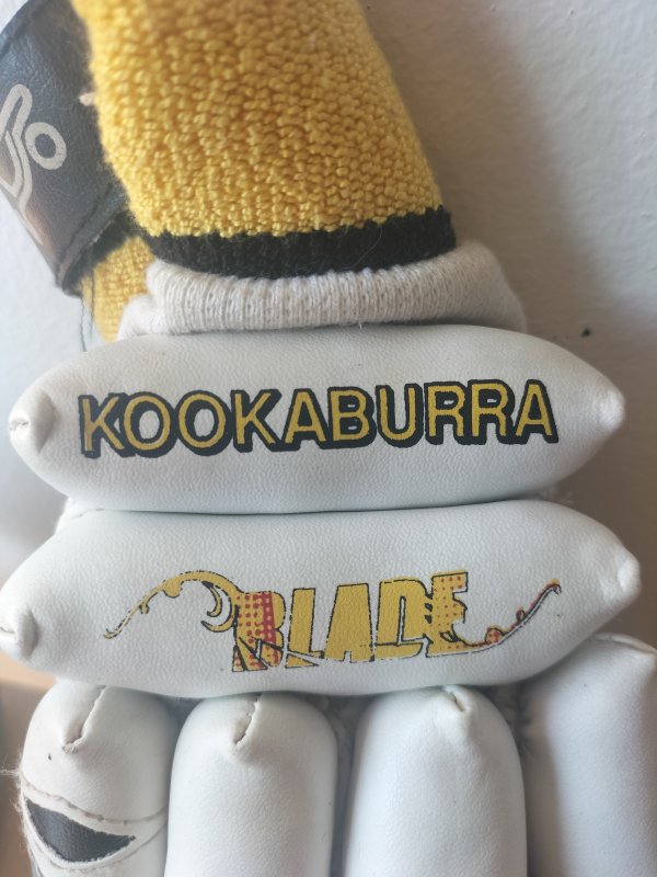 Kookaburra Blade Gloves - Right Hand
